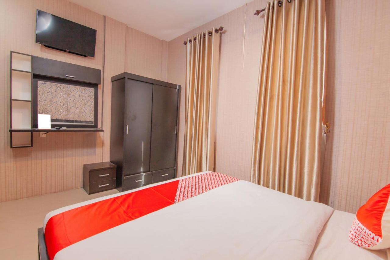 Oyo 2310 Residence 68 Pematangsiantar Ngoại thất bức ảnh