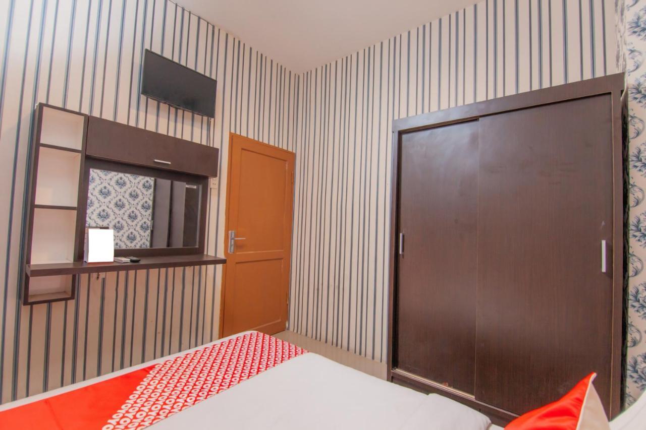 Oyo 2310 Residence 68 Pematangsiantar Ngoại thất bức ảnh